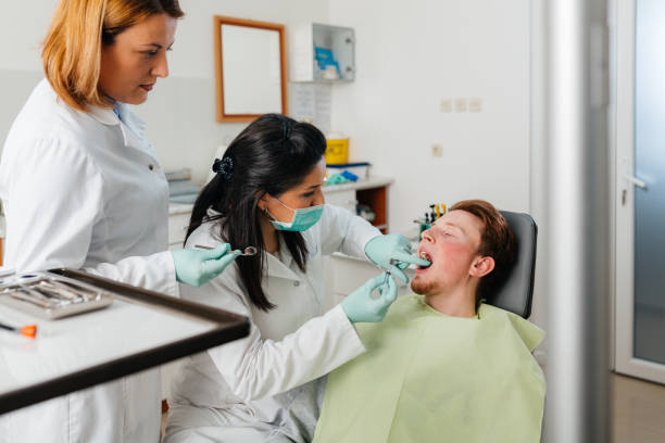 Best Broken Tooth Emergency  in Bay Minette, AL
